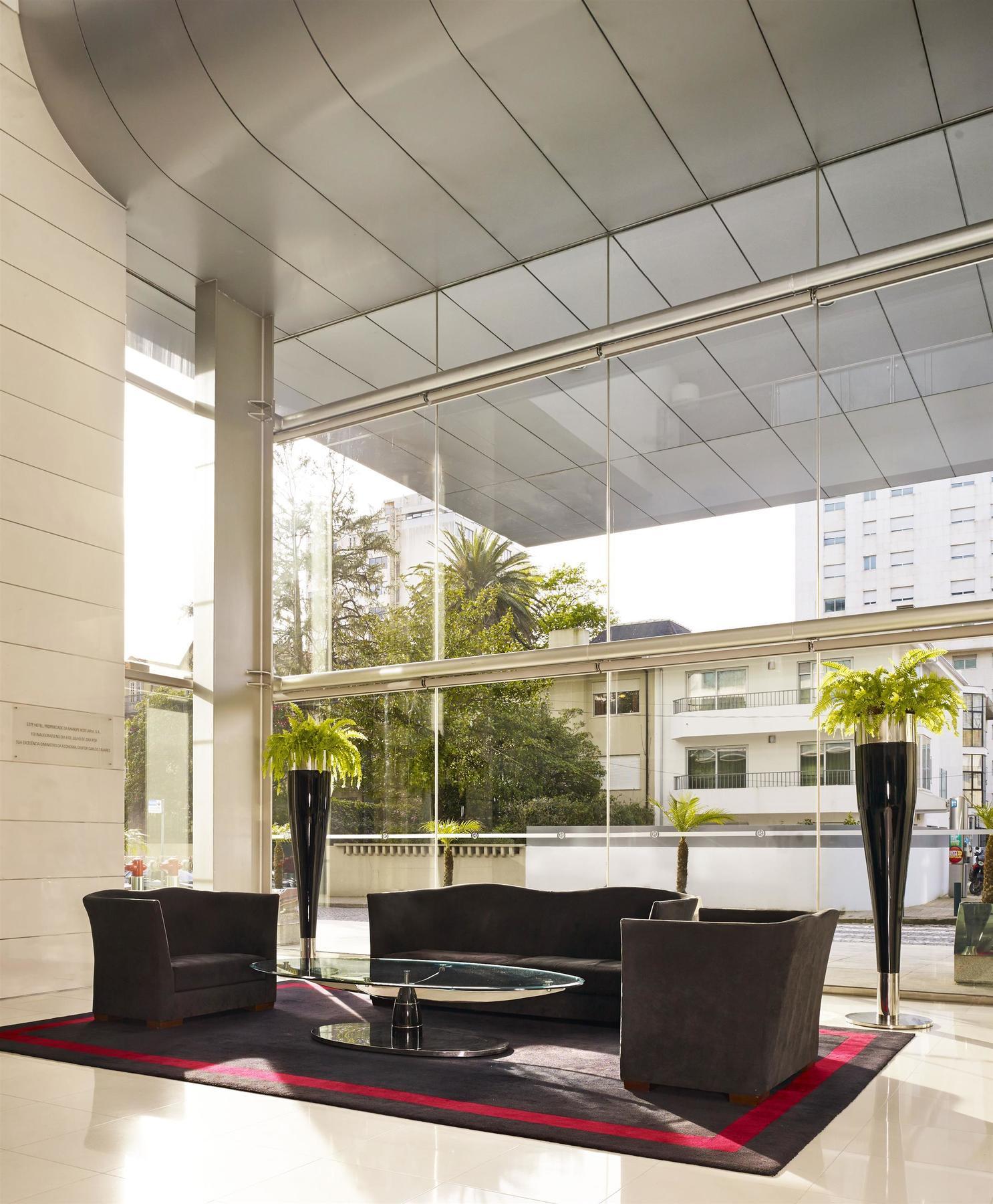 Sheraton Porto Hotel & Spa Exterior photo The lobby of the hotel